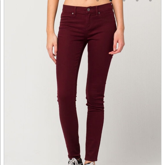 Maroon stretch jean - Picture 2 of 6